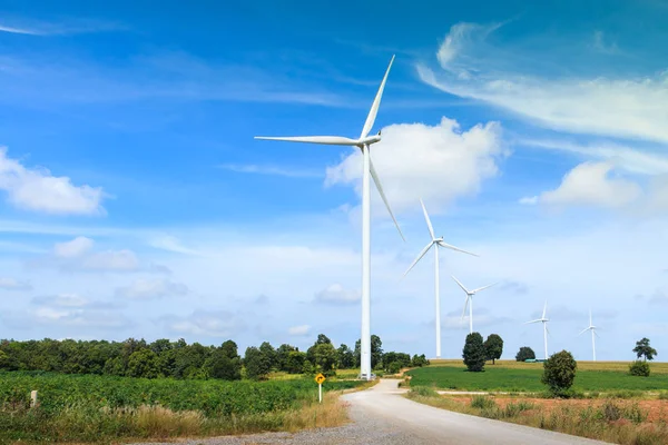 elektrik üreten Rüzgar türbinleri
