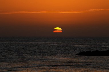 kış, bulutlu gökyüzü kırmızı deniz günbatımı