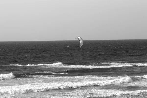 Orizzonte marino, sci, surf nautico — Foto Stock