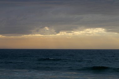 günbatımı iyi sıcak hava gün, bulutlu gökyüzü, bulutlar deniz güneş ray
