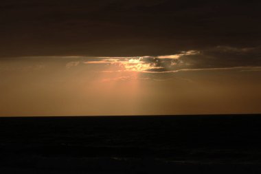 kış, bulutlu gökyüzü, bulutlar deniz güneş ray günbatımı