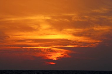 kış, bulutlu gökyüzü, bulutlar deniz güneş ray günbatımı