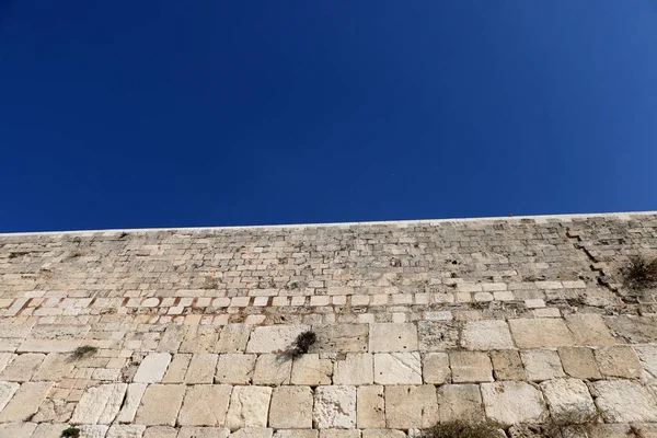 Revisão da antiga Mesquita pluchu parede de Jerusalém de Omar — Fotografia de Stock
