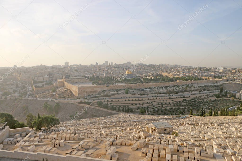 review of old Jerusalem wall pluchu Mosque of Omar