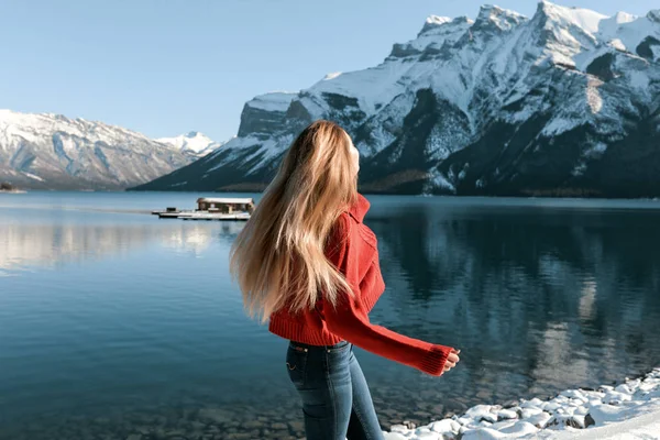 Elegant Young Woman Walking Shore Winter Lake Fresh Air White — Stok fotoğraf