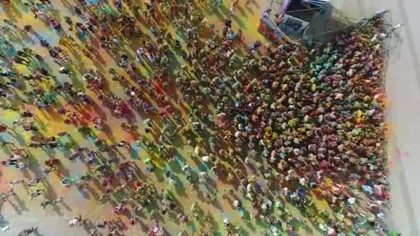 Pandangan Udara Helikopter Terbang Udara Dnipro Ukraina Festival Warna Holi — Stok Video