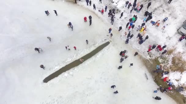 Drohnen Hubschrauber Fliegen Himmel Männer Und Frauen Stürzen Sich Das — Stockvideo