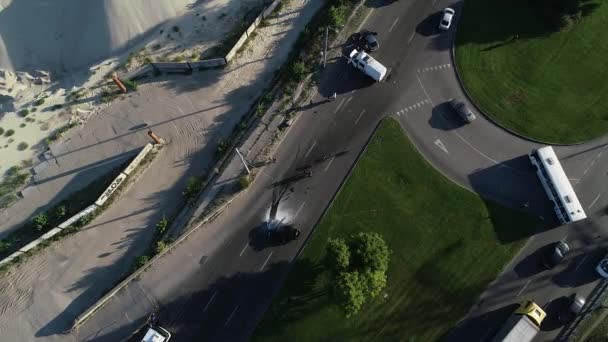 Vista Aérea Acidente Viação Segurança Rodoviária Carros Fluindo Centro Cidade — Vídeo de Stock