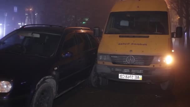 Ukraine Dnipro Dnepr Police Investigate Dramatic Fatal Car Accident Scene — Stock Video