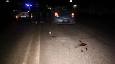 Ukrayna Dnipro Dnepr Polisi Toronto kavşağındaki dramatik araba kazası sahnesini araştırıyor.