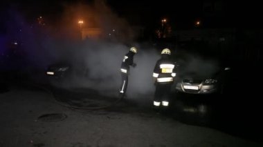 Ukrayna 'nın en yüksek noktasından büyük ateş ve siyah duman yükseliyor