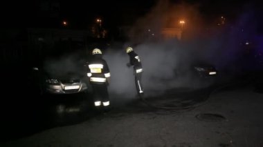 Ukrayna 'nın en yüksek noktasından büyük ateş ve siyah duman yükseliyor