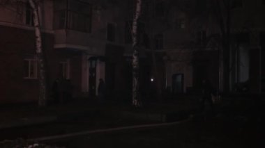 Ukrayna 'nın en yüksek noktasından büyük ateş ve siyah duman yükseliyor