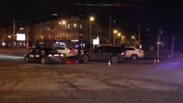 Ukraine Dnipro Dnepr Police Investigate Dramatic Fatal Car Accident Scene — Stock Video