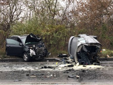 Kiev, Ukrayna 2019 İkametgah caddesinde yüksek hızlı araba kazası