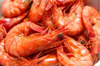 Pişmiş karides. Yakın çekim. Asya. Deniz ürünleri.