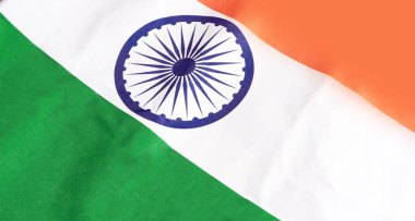 Hint Bayrağı, üç renkli, safran, yeşil ve beyaz renkli (26 Ocak) cumhuriyet günü veya (15 Ağustos) bağımsız gün konseptinin kafa kafaya çekimi.