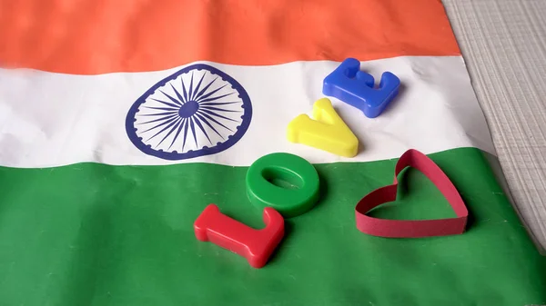 Bandiera Tricolore Dell India Con Testo Amore Concetto Giorno Della — Foto Stock