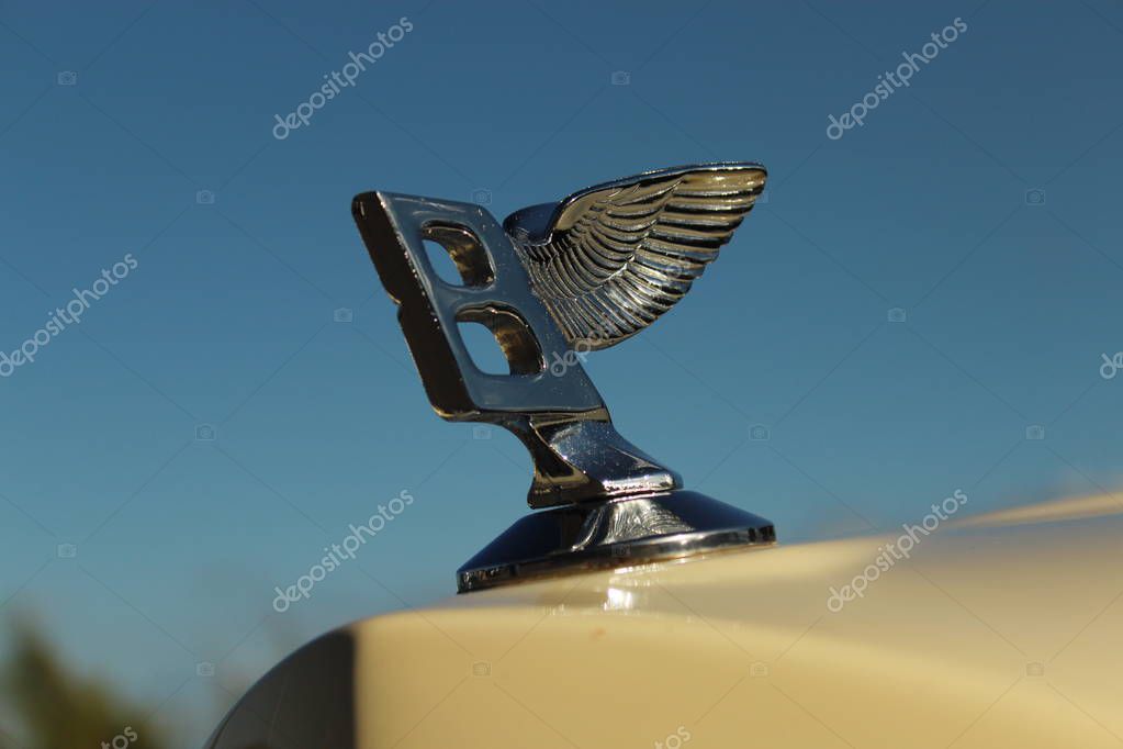 Vintage emblem sign/logo on bentley old car