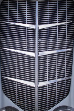 Front chrome grille