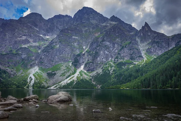 Polônia Montanhas Tatry Polonesas Vista Dos Picos Rochosos Lago Oko — Fotografia de Stock