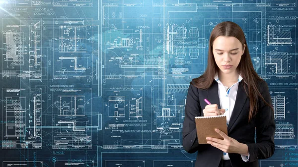 İşkadını mimar mühendis inşaat tasarım ve iş kavramı