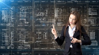 İşkadını mimar mühendis inşaat tasarım ve iş kavramı