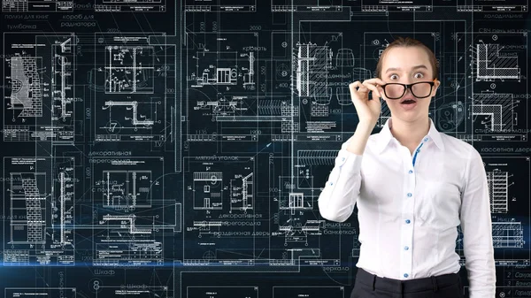 İşkadını mimar mühendis inşaat tasarım ve iş kavramı