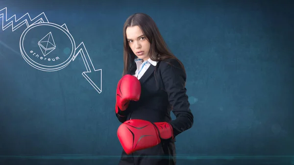 Beauty young business woman standing near sketches of Ethereum crypto currency coin. Business concept of Ethereum icon. — Stock Photo, Image