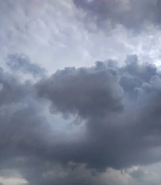 천둥 구름. 폭풍 전의 폭풍 구름. — 스톡 사진