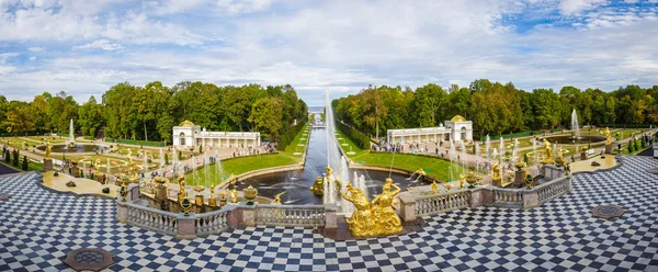 Peterhof, grand kaskáda — Stock fotografie