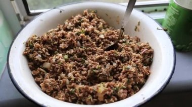 bir kase dolma için sığır eti