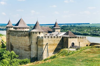 Hotin kentin batı Ukrayna Ortaçağ Kalesi