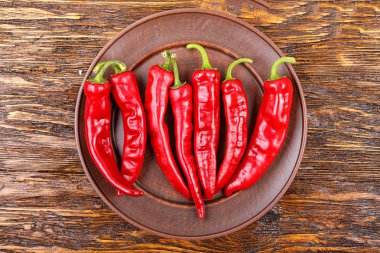 bir tabak içinde Chili biber