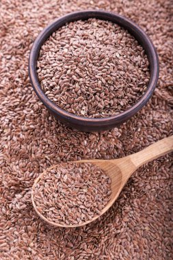 Keten tohumu dağılmış