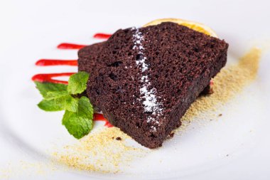 parça çikolatalı kek