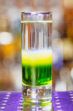 Kokteyl shot yeşil Meksika