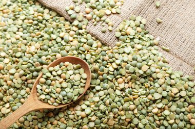 tahta kaşık kuru bezelye