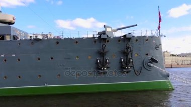 kruvazör Aurora Neva Nehri üzerinde