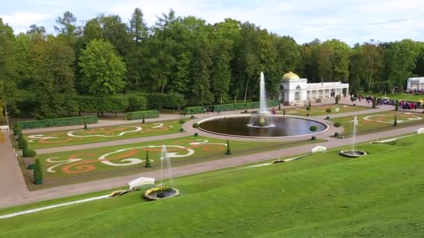 Fountains of Peterhof from above — Stock Video