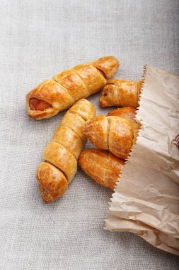 sosis hamur, ev yapımı kekler, üstten görünüm