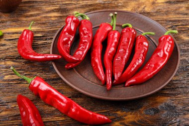 bir tabak içinde Chili biber