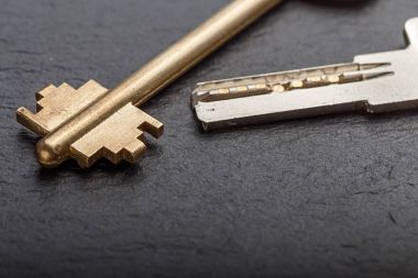 Siyah bir arka plan üzerinde tuşları