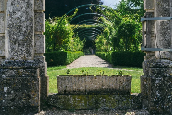 Goed onderhouden oude werf — Stockfoto