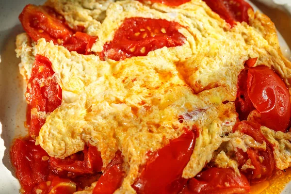 Omeleta s rajčaty closeup — Stock fotografie