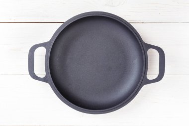 Metin için boş kızartma tavası yer