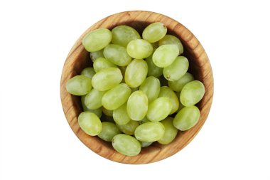 ahşap bir tabak içinde Yeşil üzüm