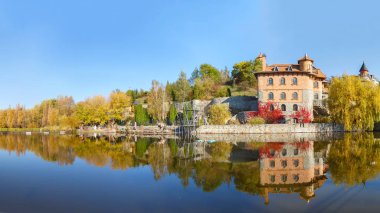 Ukrayna'nın Buki Köyü göl