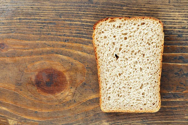 Kromka białego chleba — Zdjęcie stockowe