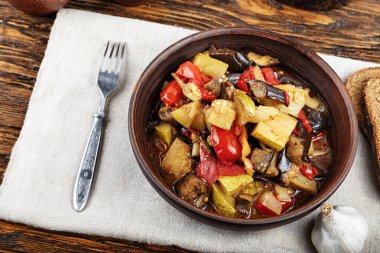 Sebze Güveç. Üstten Görünüm